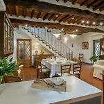 Giglio Country With Private Pool Near Dom wakacyjny